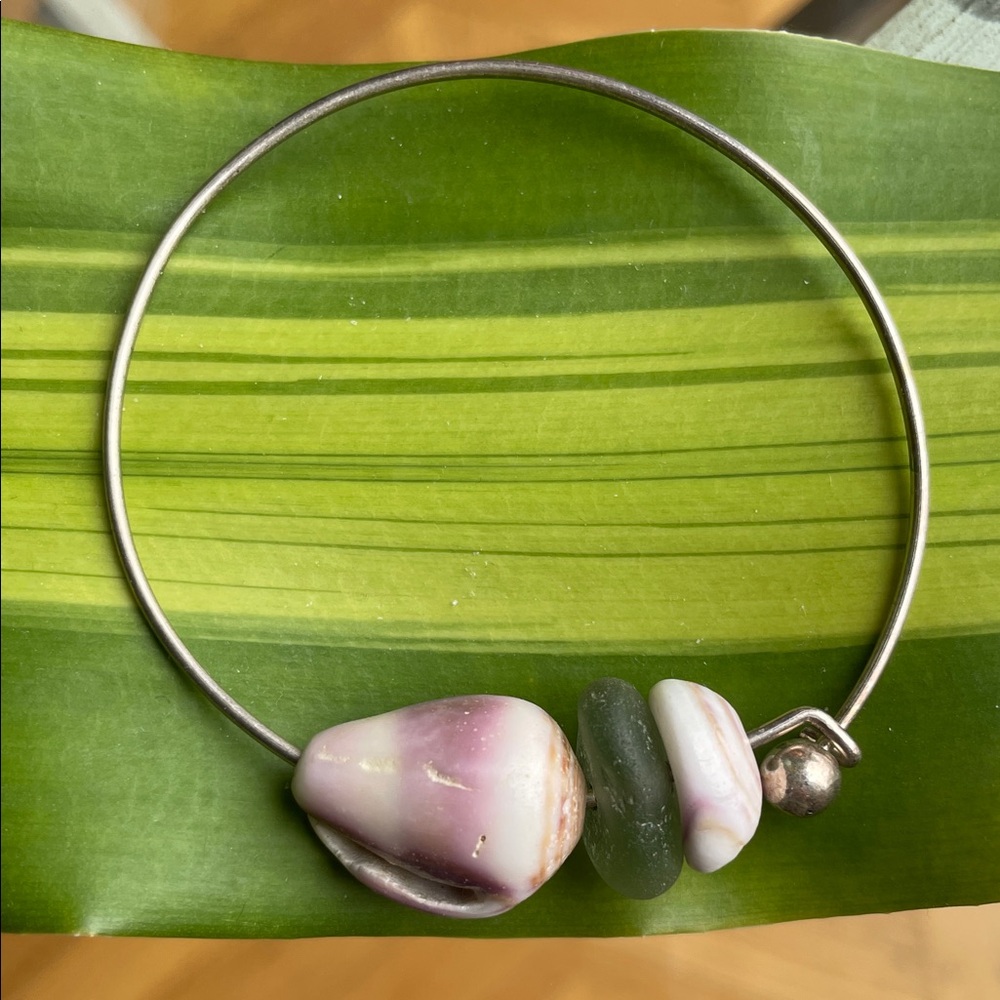 Elegant Purple and Green Stone Bangle